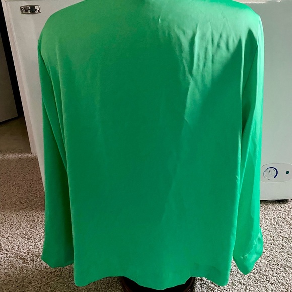 H&M Long Sleeve Collared Shirt - Womens Size Medium - Picture 2 of 3